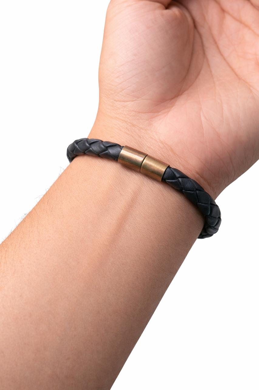 Onyx weave bracelet